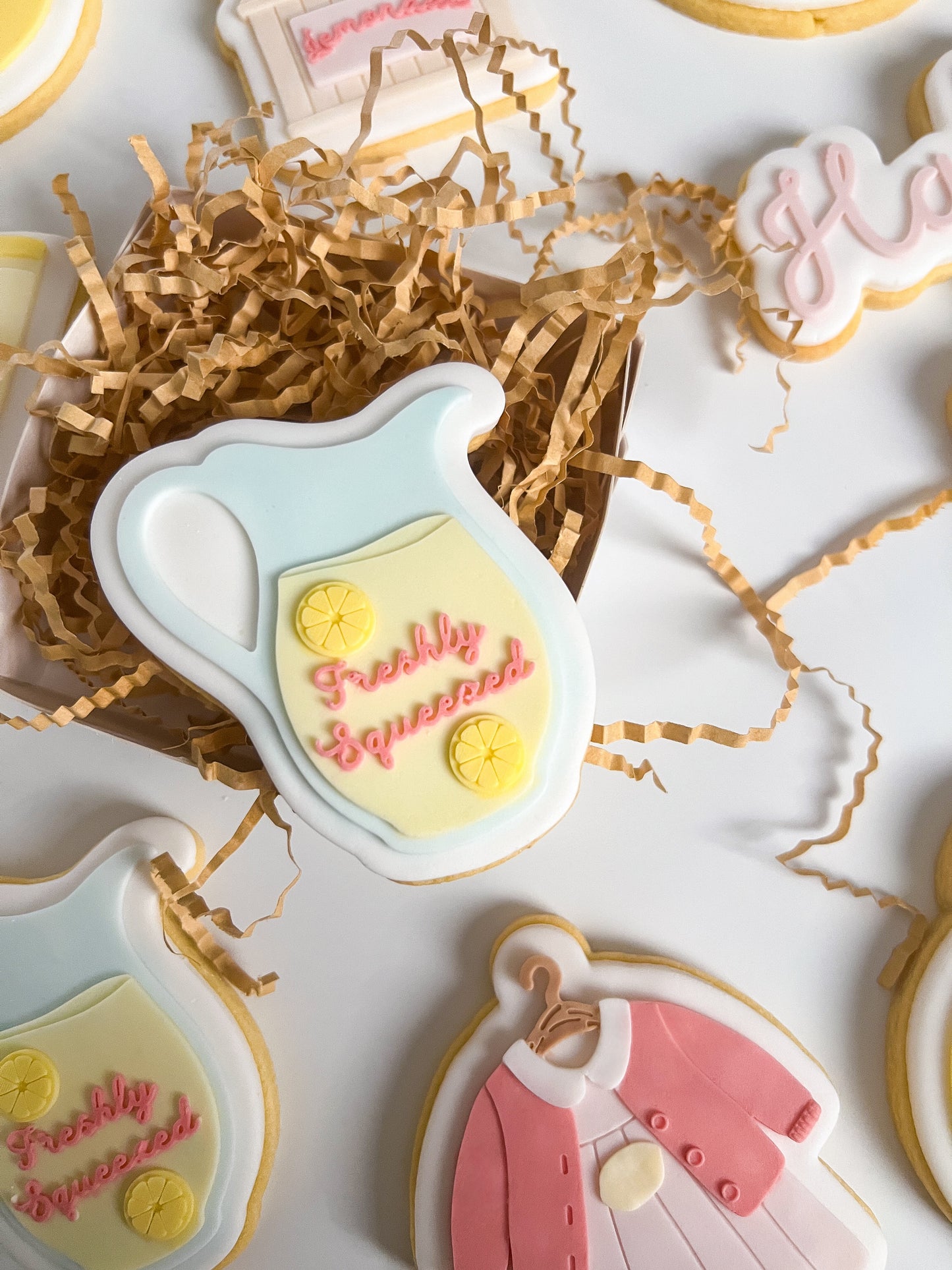 Freshly squeezed jug stamp and cutter