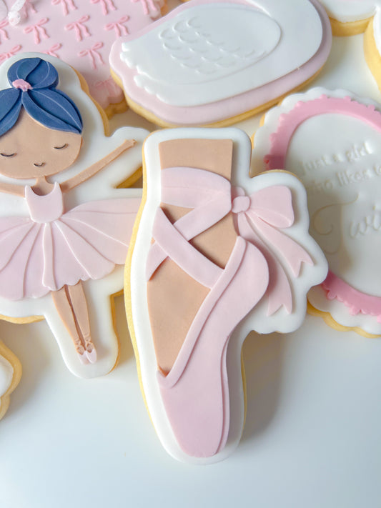 Ballet pointe shoe stamp and cutter
