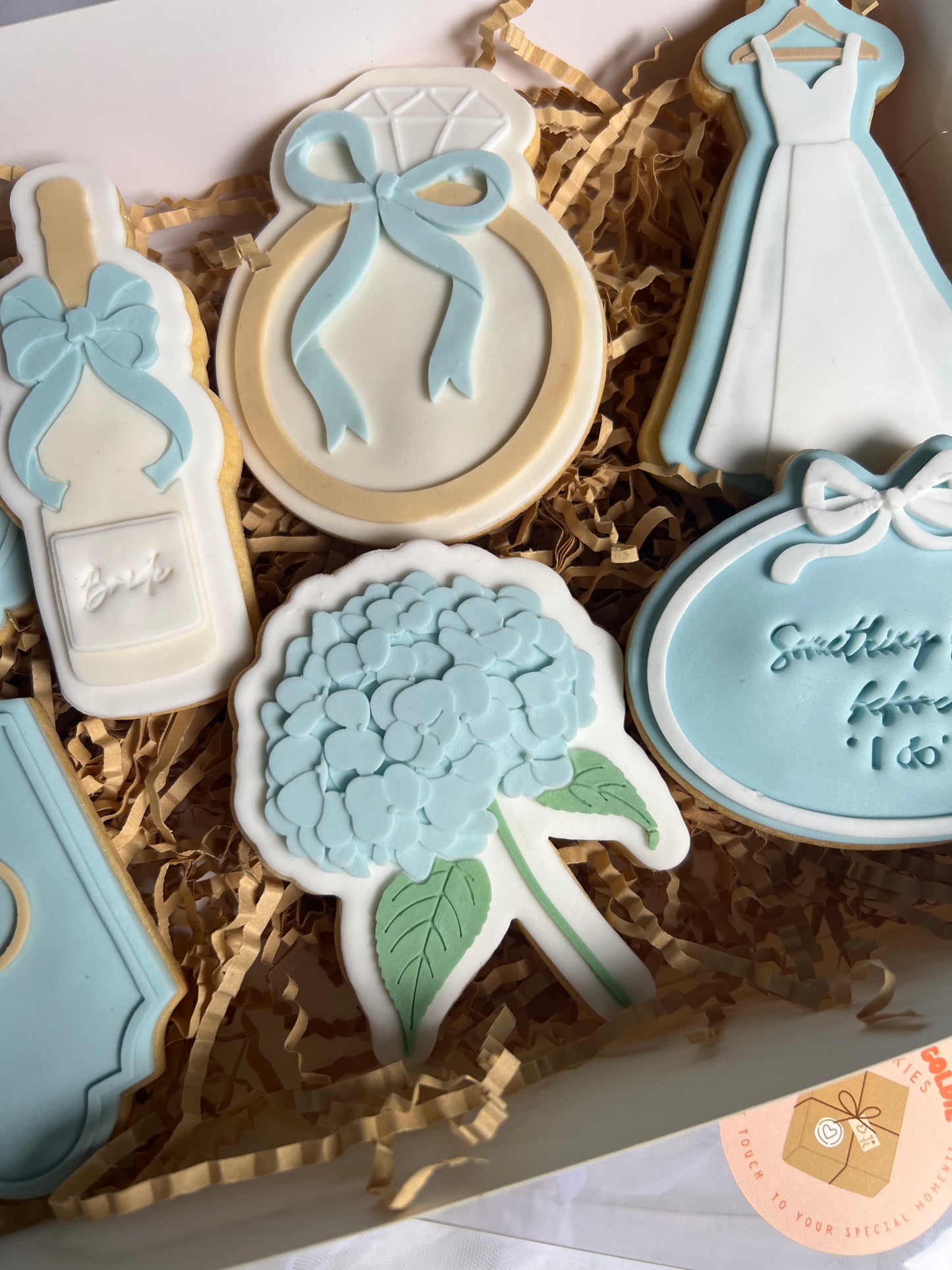 Hydrangea stamp and cutter