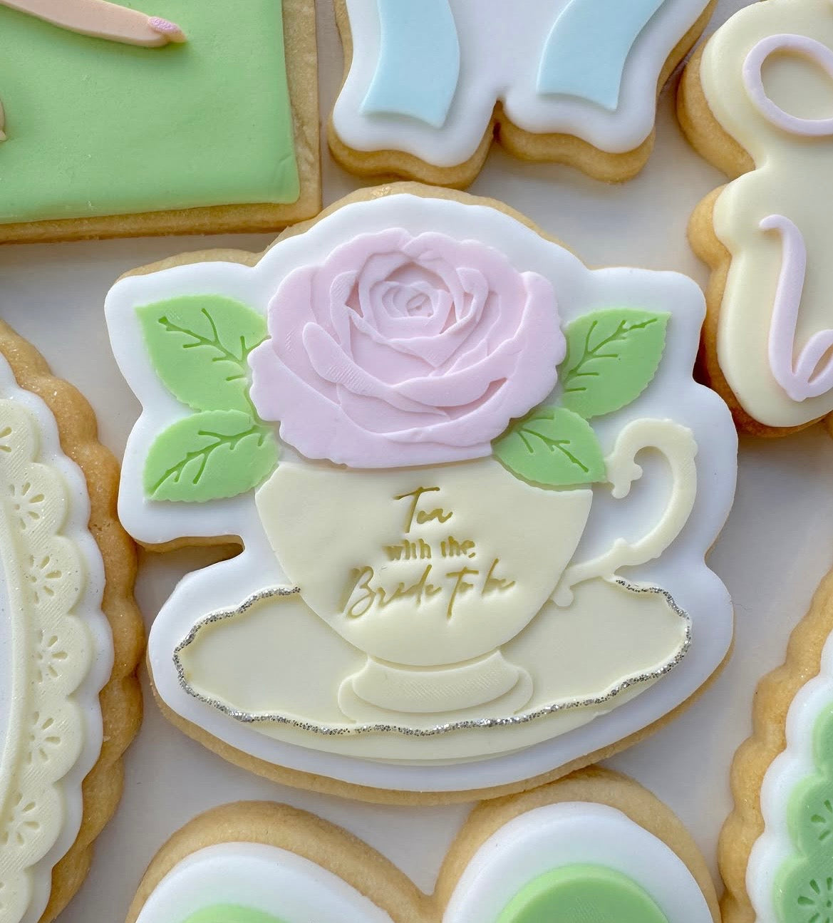 Teacup with rose