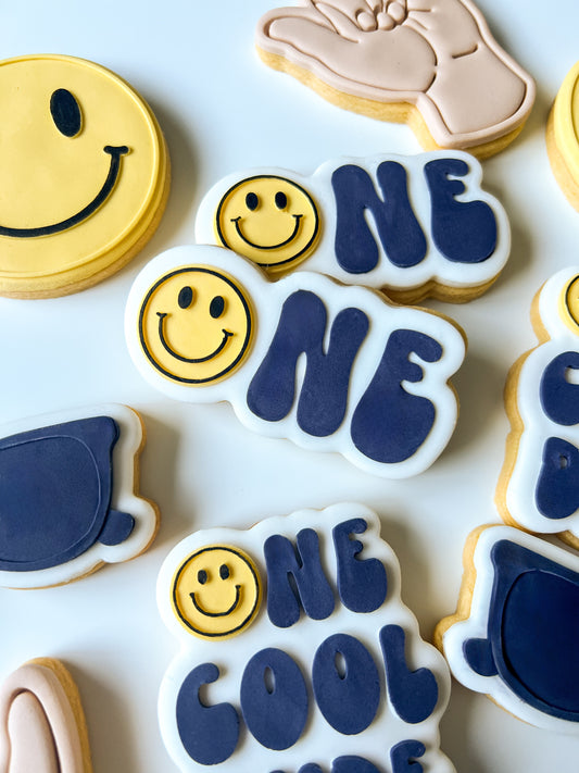 Smile ONE debosser stamp and cutter