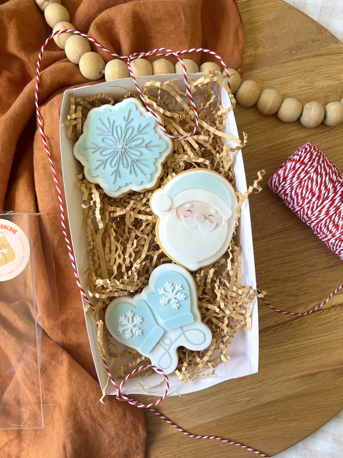 Snowflake debosser and cutter