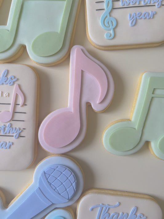 Quaver stamp and cutter